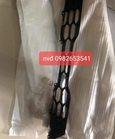 86350M6510 Mặt ca lăng Kia Cerato 2021