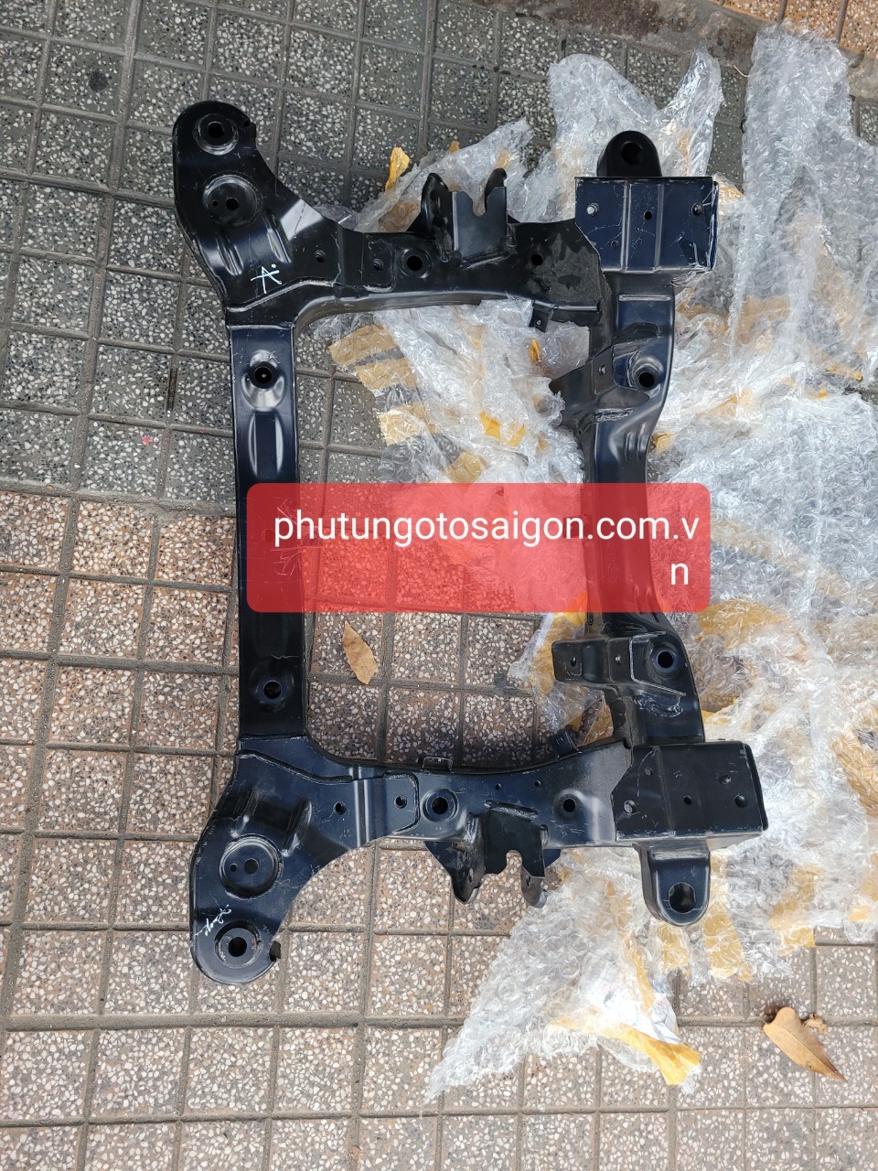 Giá đỡ động cơ Hyundai Starex 2015 624104H055