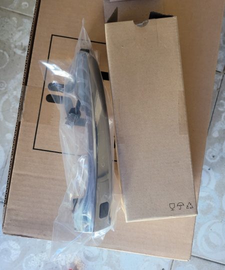 82661F2210 Tay mở cửa ngoài trước phải có smartkey Hyundai Elantra 2019