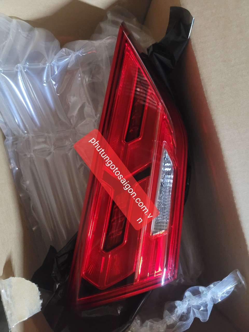 92403F2400 Đèn hậu trong trái Hyundai Elantra Sport 2016