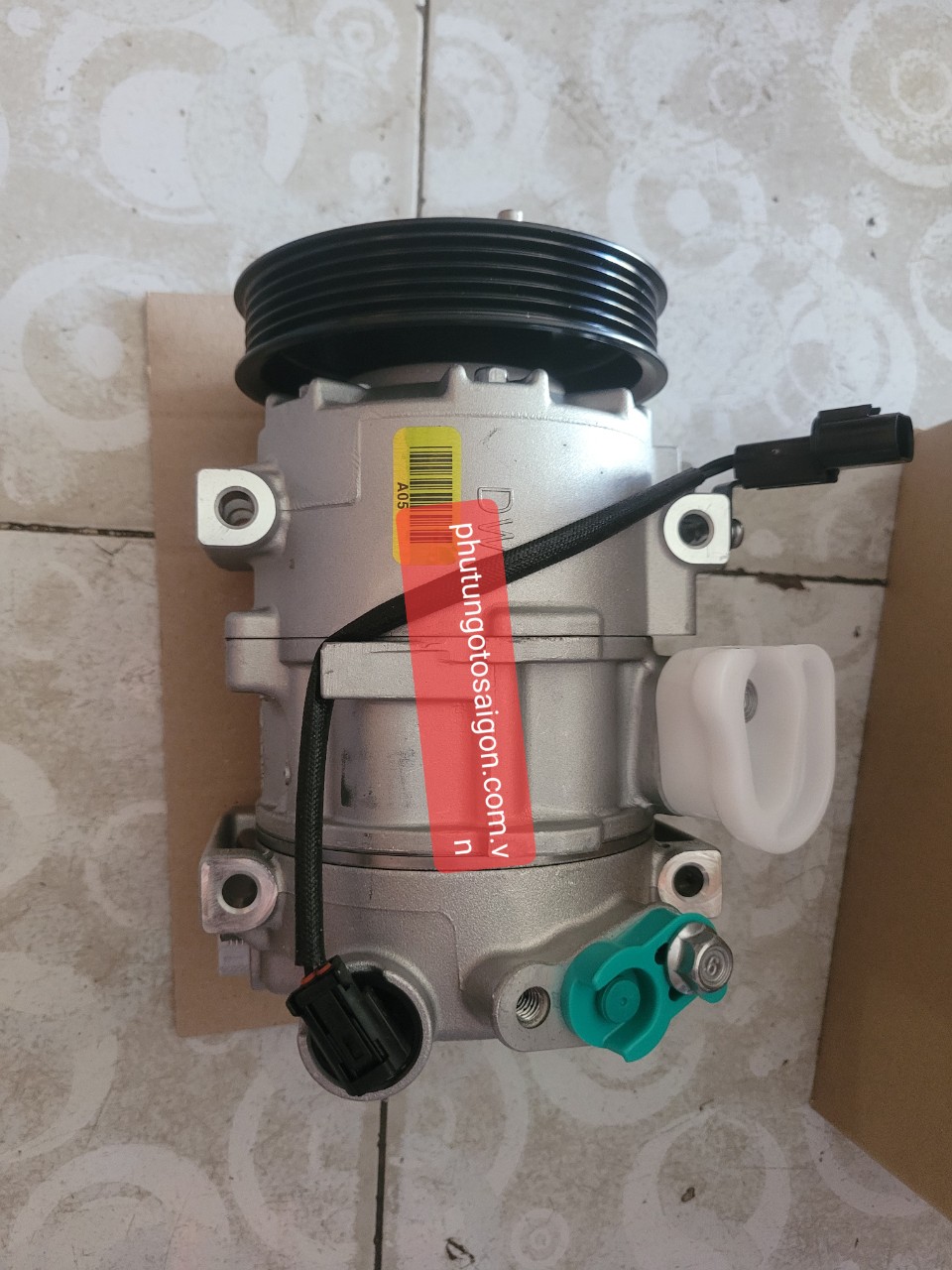 977011R900 Lốc lạnh ACCENT 2015