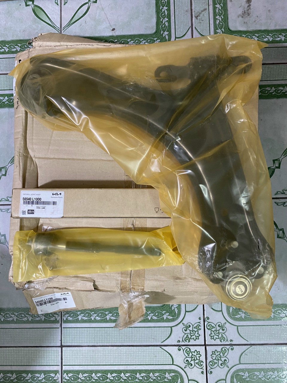 54500L1100 Càng A trái Kia K5