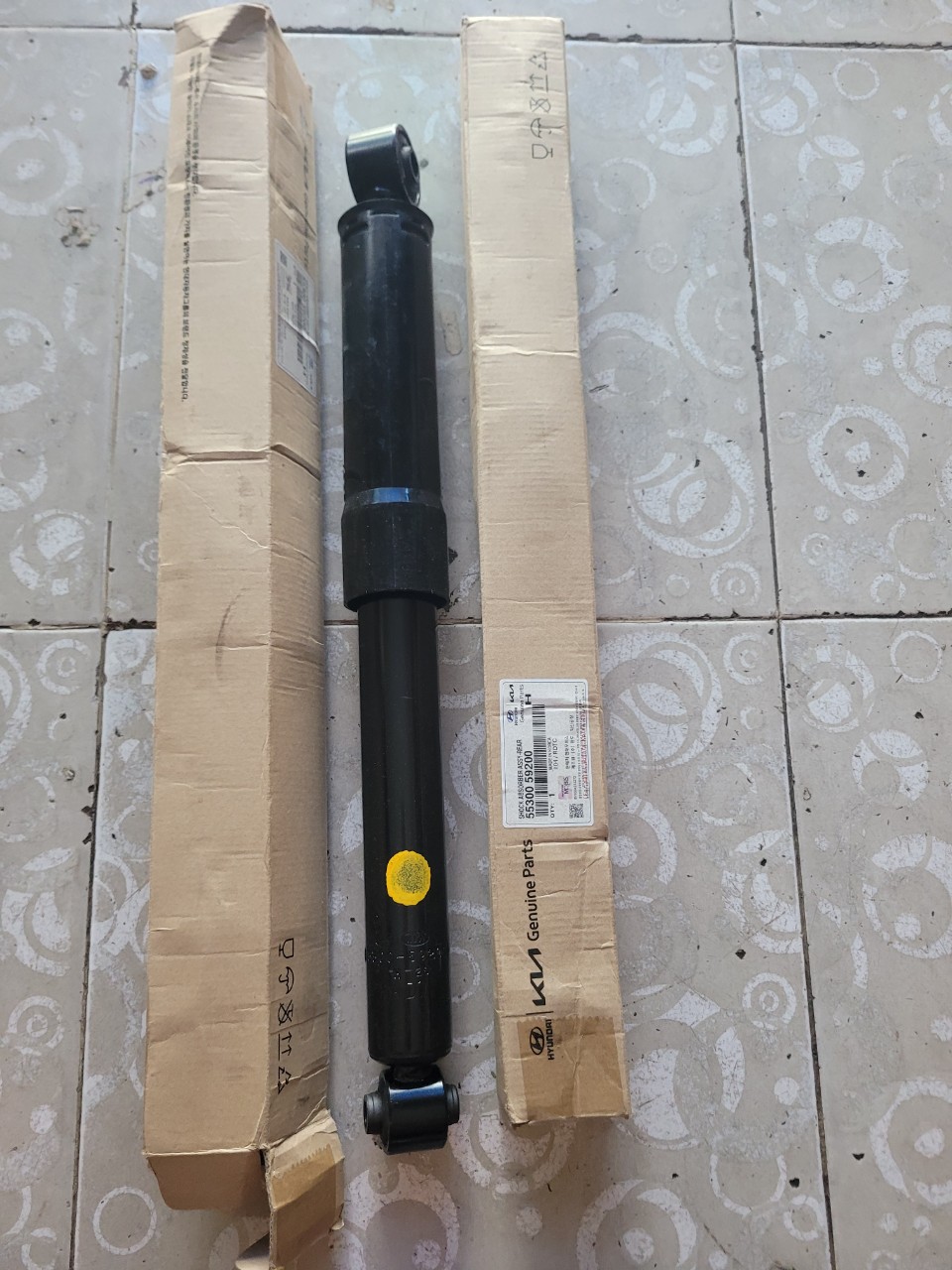 5530059200 Phuộc giảm sóc sau Hyundai Solati 2015