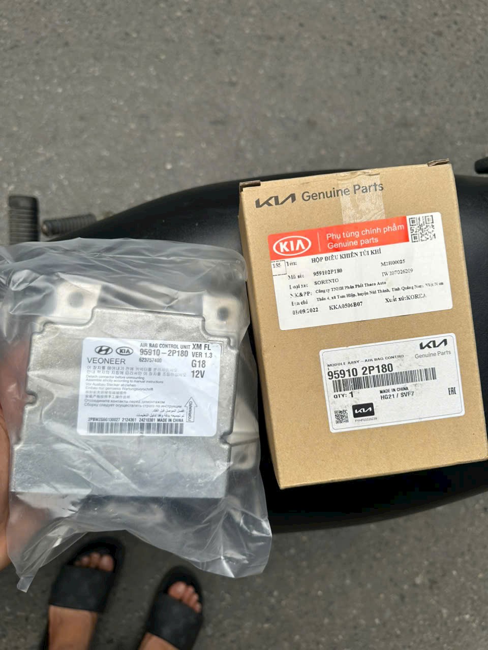 959102P180 Hộp điều khiển túi khí Kia Sorento 2012