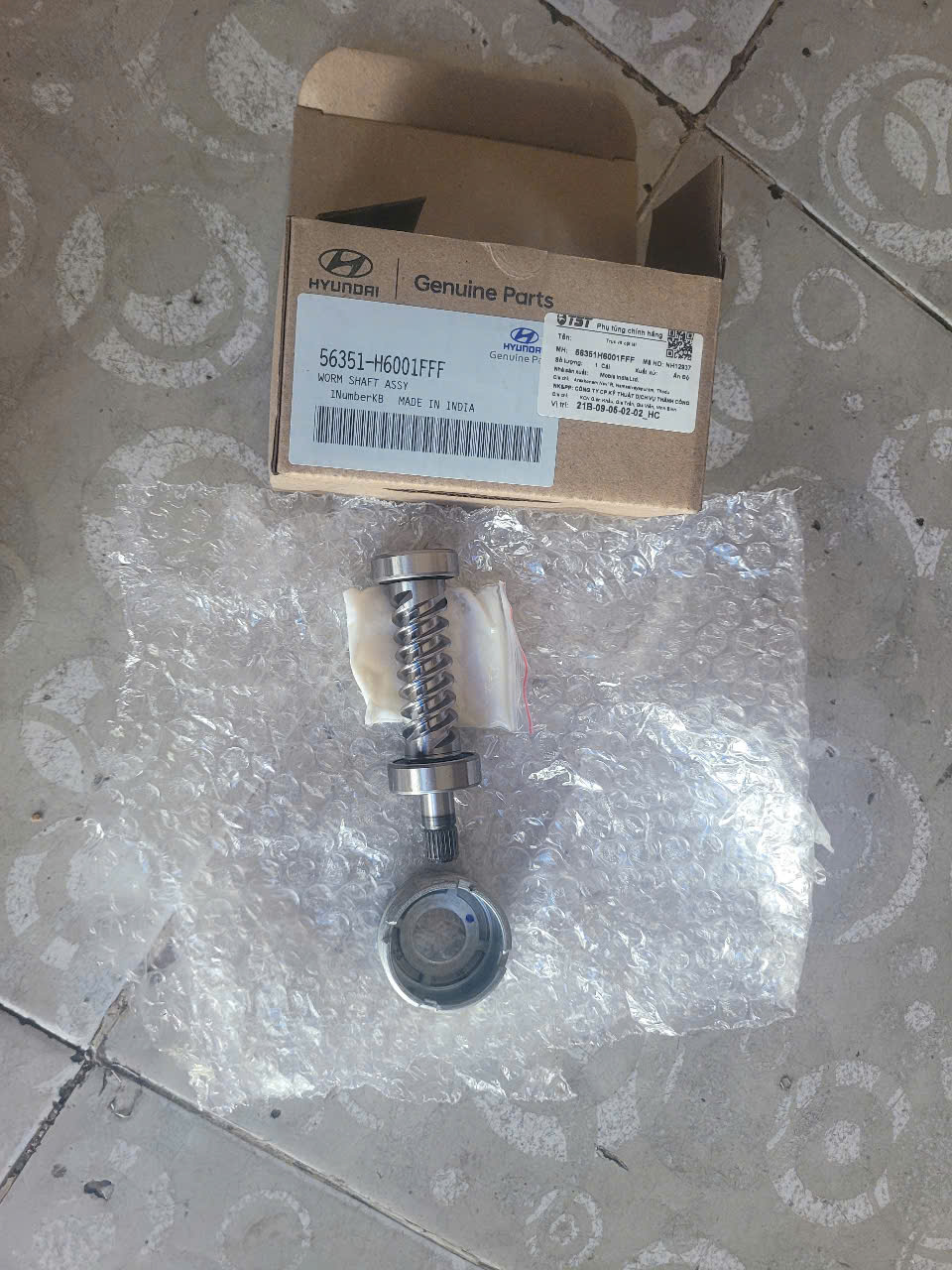 56351H6001FFF Trục vít cột lái Hyundai Accent 2018